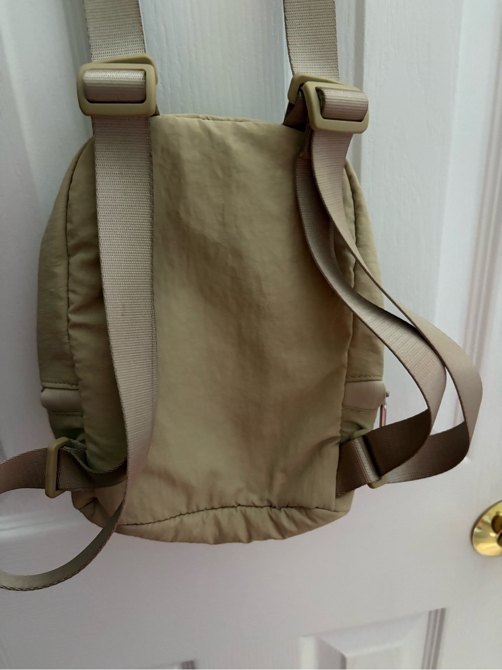 lululemon athletica Beige Everywhere Mini Backpack - excellent condition! - Picture 8 of 8